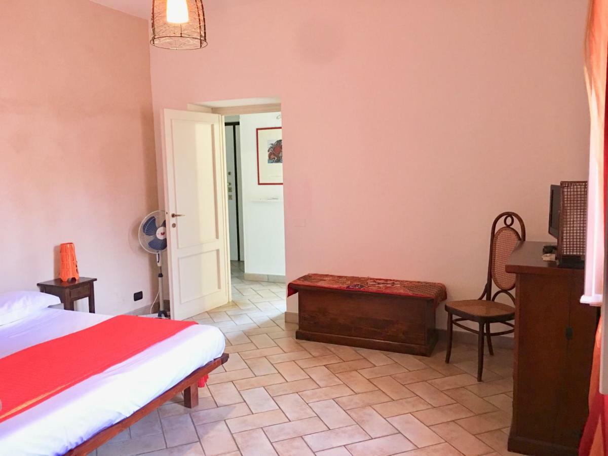 Appia Park Apartament 10 Min Dal Colosseo Rome Buitenkant foto